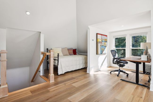 So much multi-functional space with an abundant of character! | Image 21