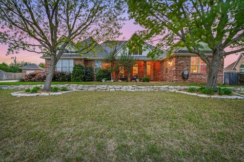 789 Bluebonnet Dr, Stephenville, TX, 76401-1664 | Card Image