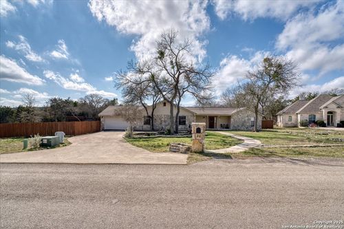 20 Saddle Rock Rdg, Wimberley, TX, 78676-3012 | Card Image