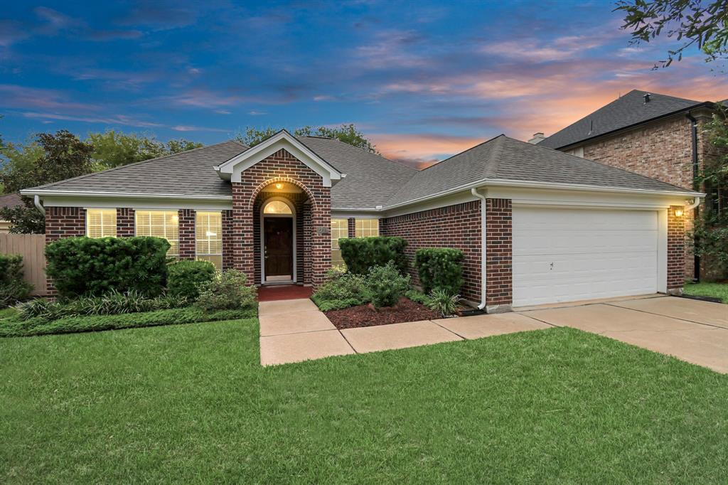 Welborn Ct, Missouri City, TX 77459