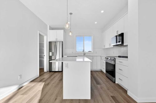 12 Hotchkiss Parade Se, Calgary, AB, T3S0X5 | Card Image