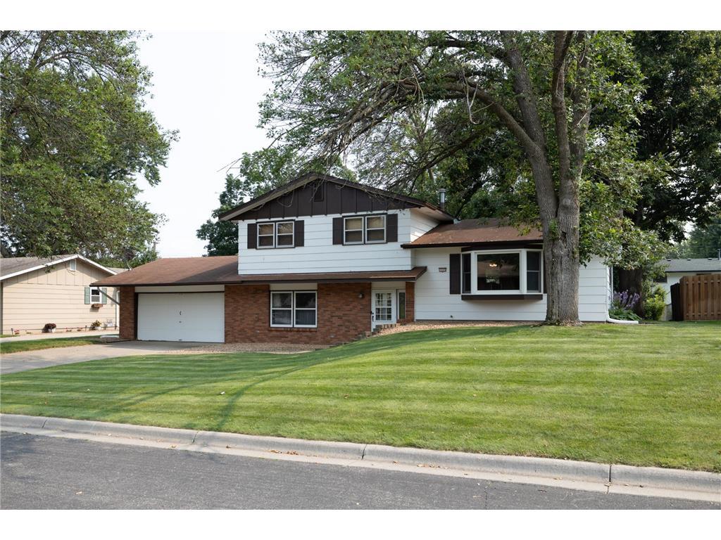 17th St, Hastings, MN 55033