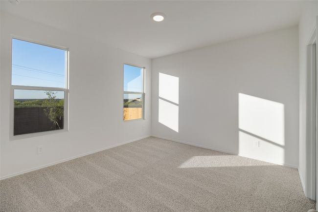 632 Arnold Loop, Townhouse with 3 bedrooms, 2 bathrooms and 2 parking in Uhland TX | Image 11
