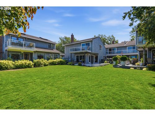 627 N Tomahawk Island Dr, Portland, OR, 97217-7970 | Card Image