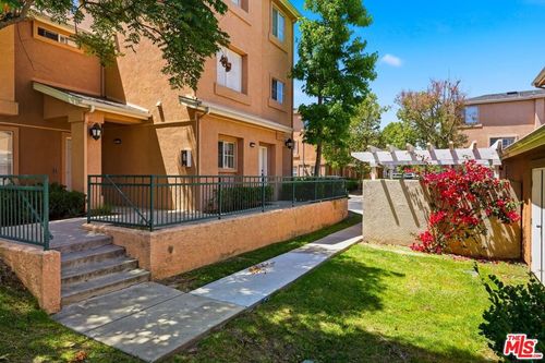 c-1050 Harbor Heights Dr, Harbor City, CA, 90710 | Card Image