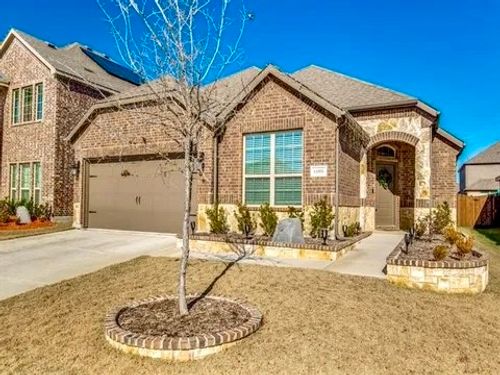 11001 Blaze St, Providence Village, TX, 76227-7993 | Card Image