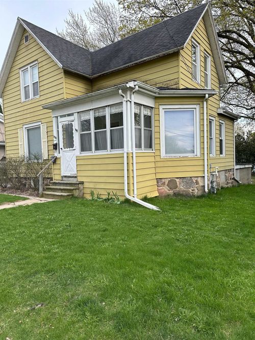 lowr-430 E Racine St, Jefferson, WI, 53549-1616 | Card Image
