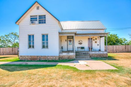 1605 Hutchins Ave, Ballinger, TX, 76821-4411 | Card Image
