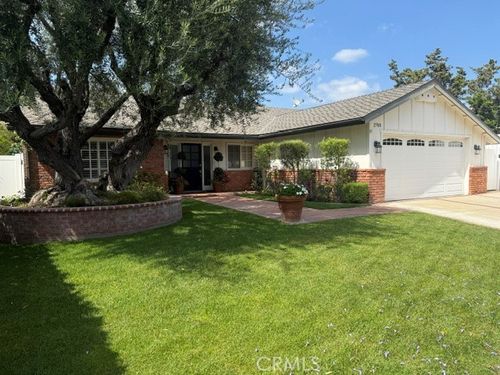 2705 E Jacaranda Ave, Orange, CA, 92867-6226 | Card Image