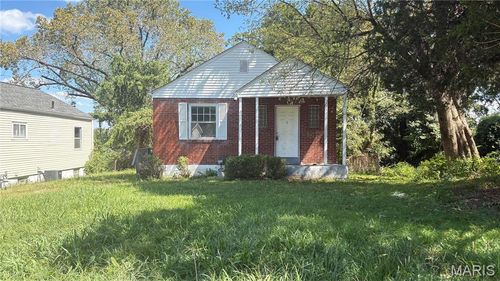 6140 Payne Ave, Ferguson, MO, 63135-3226 | Card Image