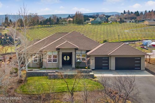 904 Majesty Heights Dr, Yakima, WA, 98908 | Card Image