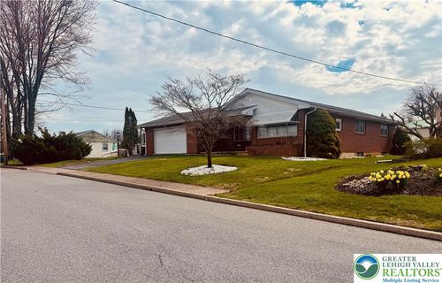 4383 Truman St, Whitehall, PA, 18052-1522 | Card Image