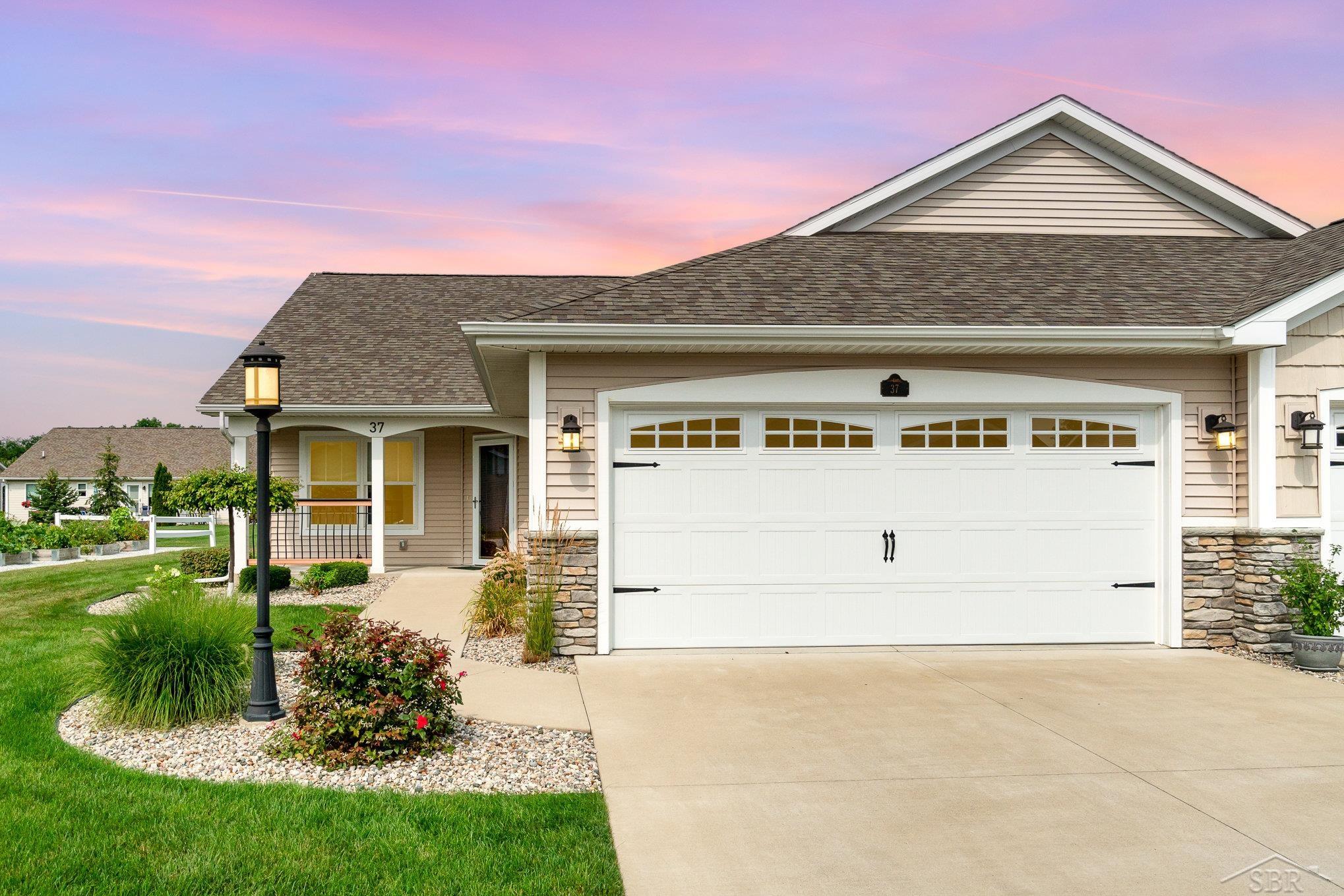 Tuscany Cir, Saginaw, MI 48603