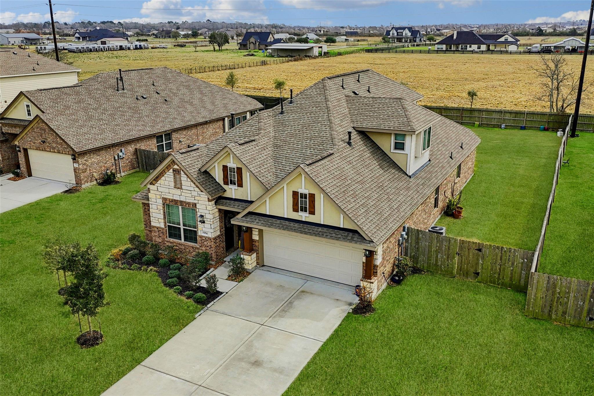 Residential in Mont Belvieu 2