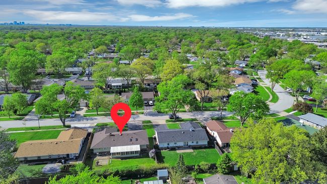 601 Sycamore Dr, House other with 3 bedrooms, 2 bathrooms and 2 parking in Elk Grove Village IL | Image 41