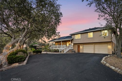 5680 High Ridge Rd, Paso Robles, CA, 93446-8404 | Card Image