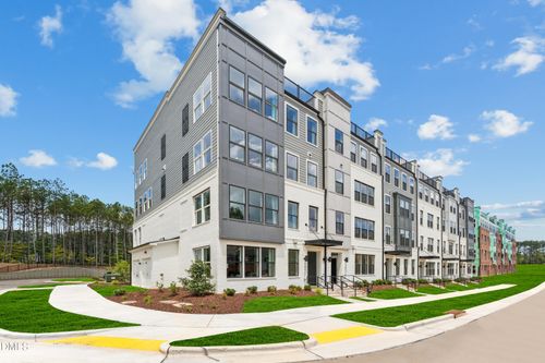 unit-101-10567 Pleasant Branch Dr, Raleigh, NC, 27614-7493 | Card Image