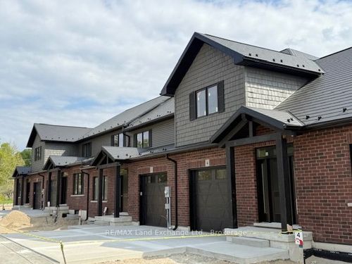 unit-4-8 Golf Links Rd, Kincardine, ON, N2Z | Card Image