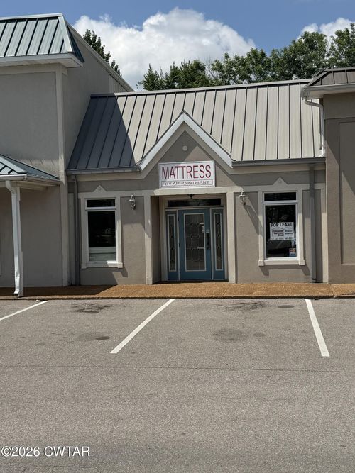 575 Mall Boulevard, Dyersburg, TN, 38024 | Card Image