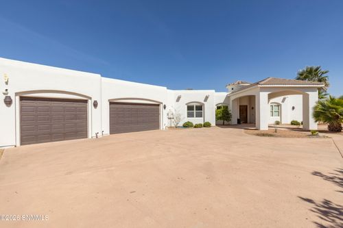 4231 Venetian Loop, Las Cruces, NM, 88011-4126 | Card Image