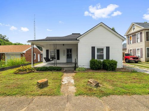 235 E 4th St, Calhoun, KY, 42327-2215 | Card Image