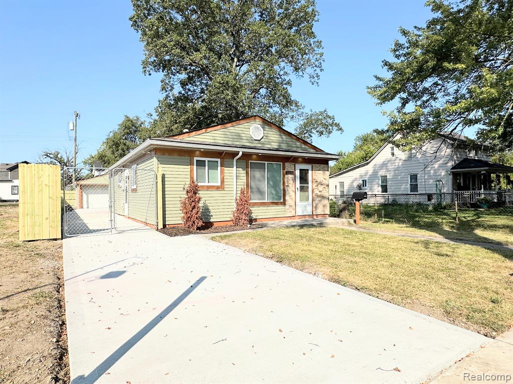 Piedmont St, Detroit, MI 48228
