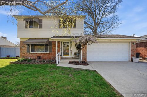24924 W Magdalena St, Harrison Township, MI, 48045-3712 | Card Image