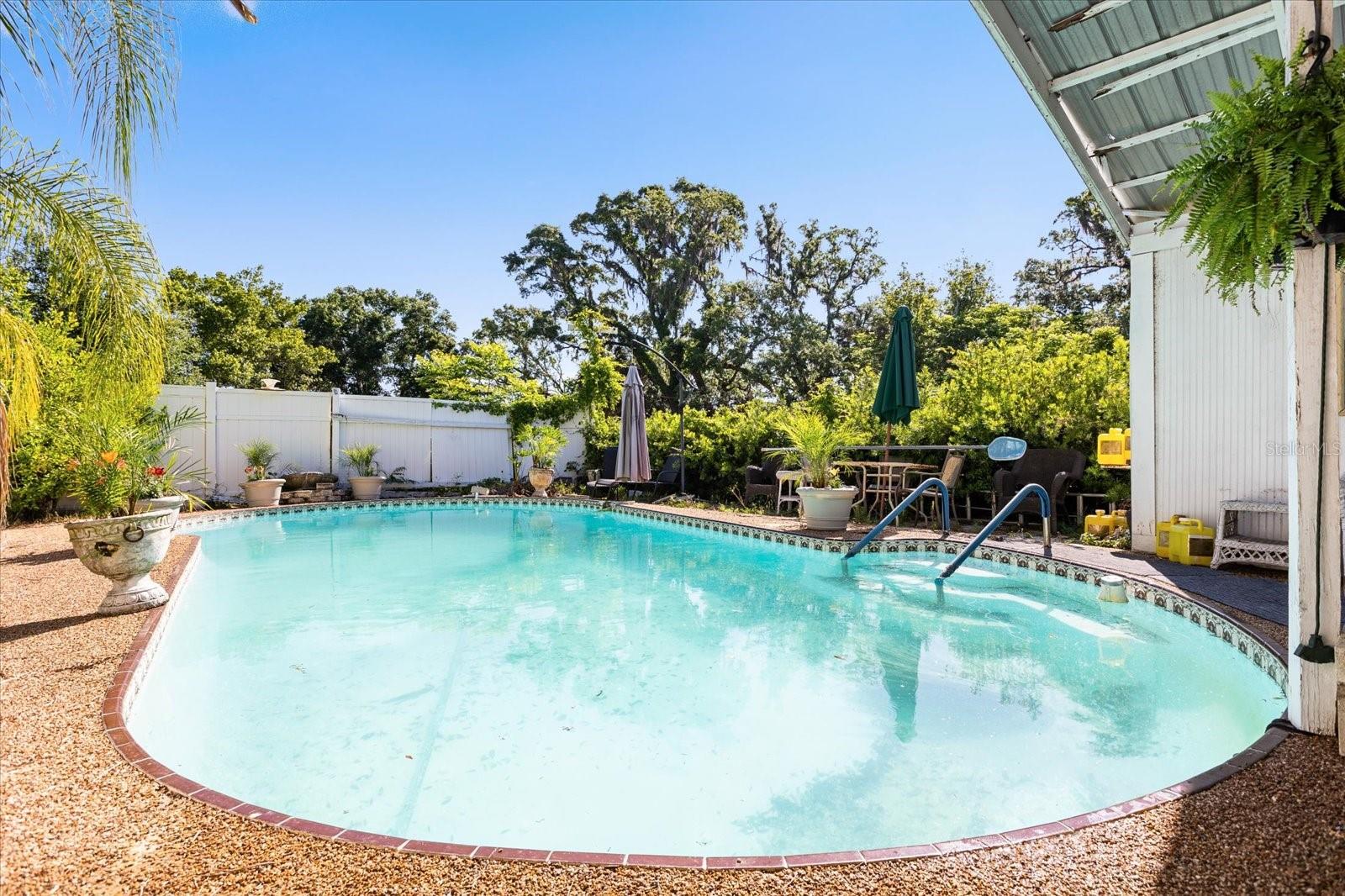 Residential in EUSTIS 5