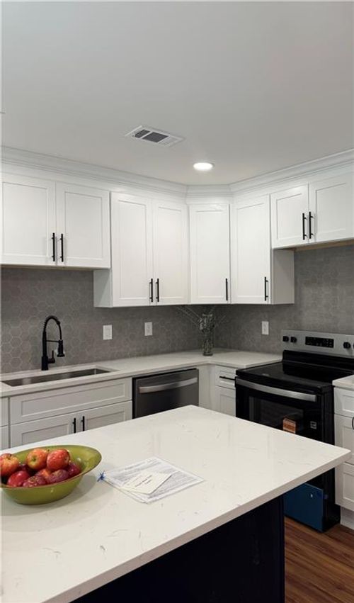 447 Birney St Ne, marietta, GA, 30060-1417 | Card Image