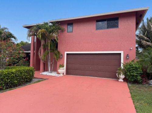 118 Waterway Rd, Royal Palm Beach, FL, 33411-1543 | Card Image