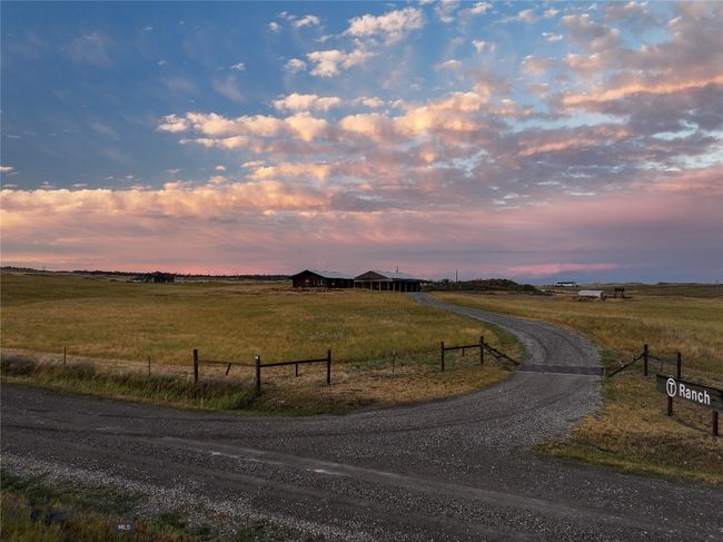 21 Jim Parrent Ln, House other with 3 bedrooms, 2 bathrooms and null parking in Big Timber MT | Image 6