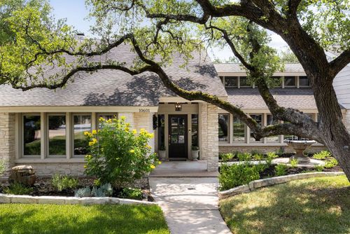 10601 Spicewood Pkwy, Austin, TX, 78750-3305 | Card Image