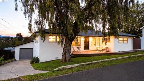 25480 25480 University Ct, Hayward, CA, 94542 | Card Image