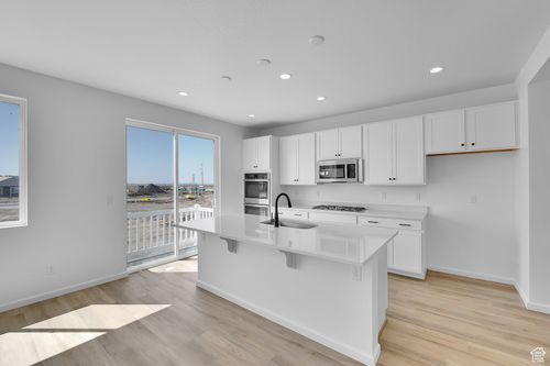 343-213 W W 800 S, Willard, UT, 84340 | Card Image