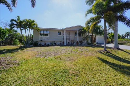 621 Sturgeon Pl, PUNTA GORDA, FL, 33950-7037 | Card Image