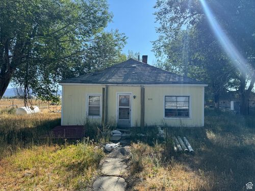 320 Stone Rd, Snowville, UT, 84336-4530 | Card Image