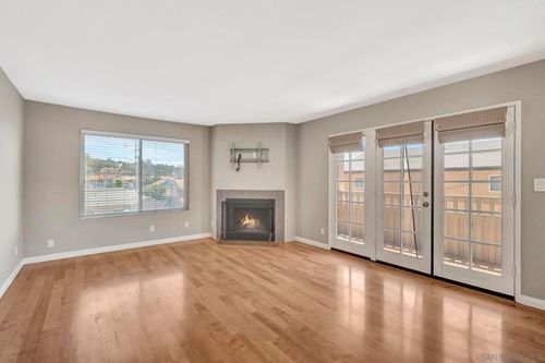 apt-105-5653 Riley St, San Diego, CA, 92110-2567 | Card Image