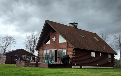 32 Kings Hwy, Colebrook, NH, 03576-3543 | Card Image