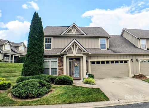22 Florian Ln, Fletcher, NC, 28732-5652 | Card Image