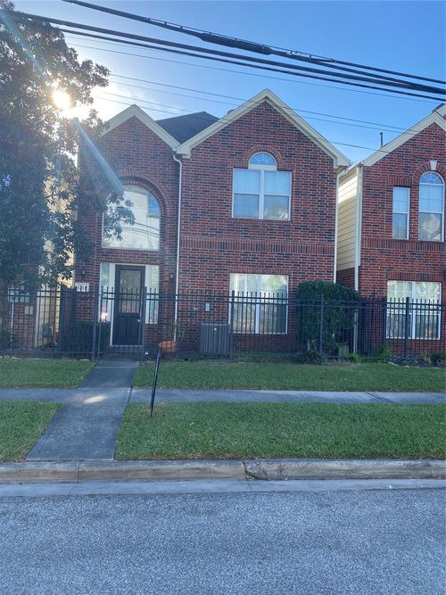 1711 Aden Mist Dr, Houston, TX, 77003-5358 | Card Image