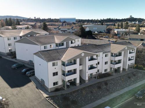 230, 232, 234 Baker St, Moscow, ID, 83843-4059 | Card Image