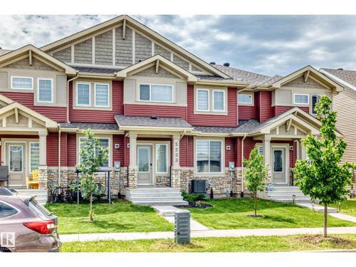 5233 22 Ave Sw, Edmonton, AB, T6X2H8 | Card Image