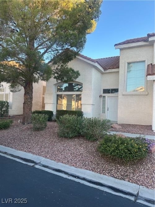 5112 Forest Oaks Dr, Las Vegas, NV, 89149-5741 | Card Image