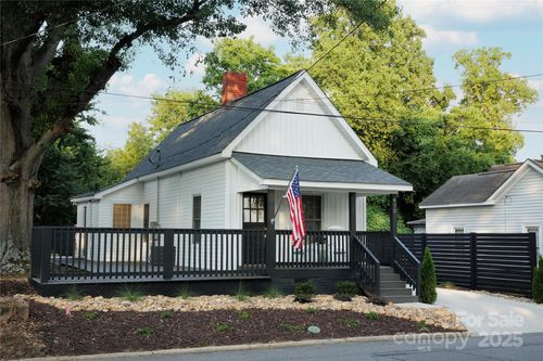 452 Harris St Nw, Concord, NC, 28025-4628 | Card Image