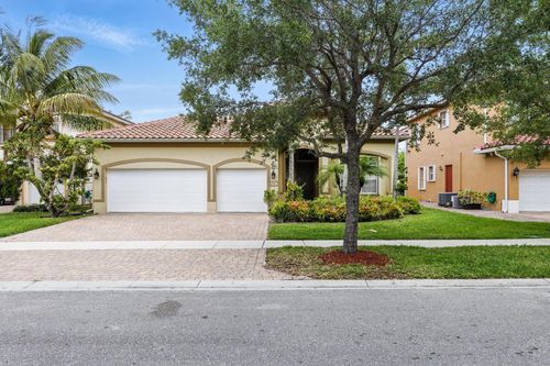 707 Cresta Cir, West Palm Beach, FL, 33413-1047 | Card Image