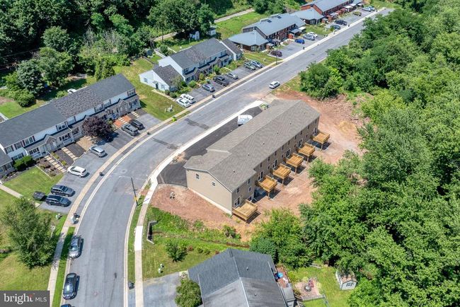 54 Petersburg Ln, Townhouse with 3 bedrooms, 3 bathrooms and null parking in DUNCANNON PA | Image 44