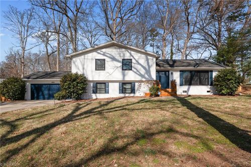 4902 Forest Oaks Dr, Greensboro, NC, 27406-9315 | Card Image