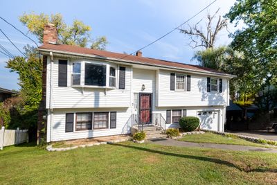 67 Homeside Avenue, House other with 3 bedrooms, 1 bathrooms and 2 parking in West Haven CT | Image 3