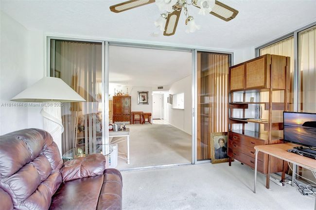 APT-101 - 9510 Seagrape Dr, Condo with 3 bedrooms, 2 bathrooms and null parking in Davie FL | Image 21