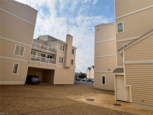 2356 Bays Edge Ave, Virginia Beach, VA, 23451-1017 | Card Image